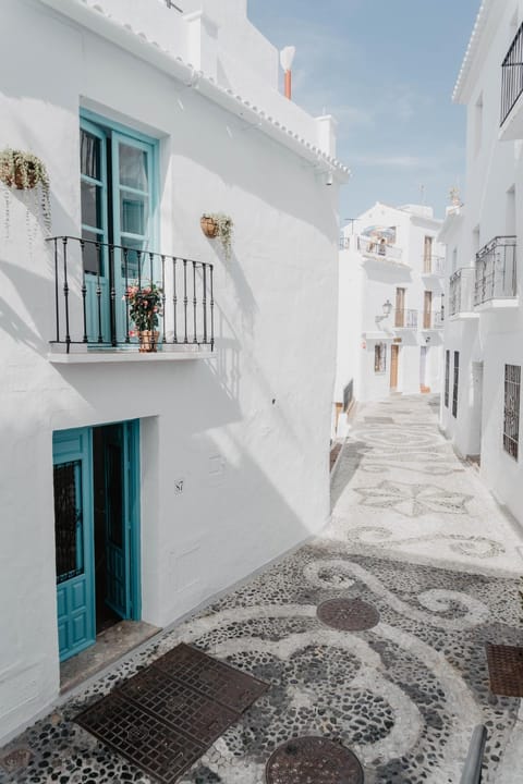 Facade/entrance, Neighbourhood, City view
