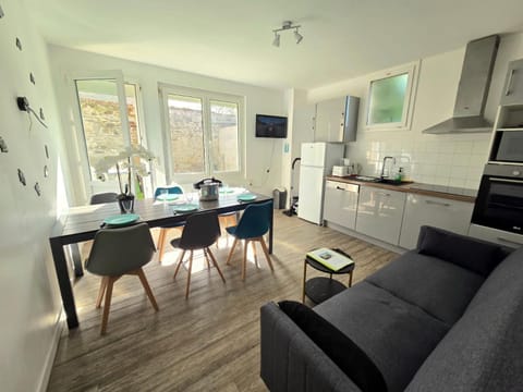 Le pont T3 étoilé 2 chambres Apartment in Brittany
