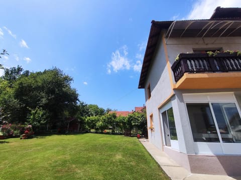 Konak Mali Raj Bed and Breakfast in Serbia