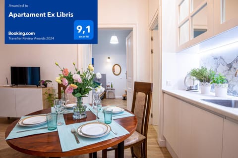TV and multimedia, Kitchen or kitchenette, Living room, Dining area