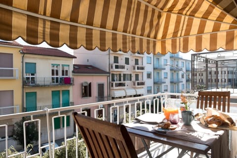 50mt dal mare Apartment in Viareggio