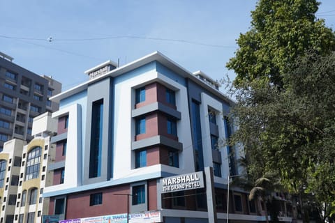 Property building, Day