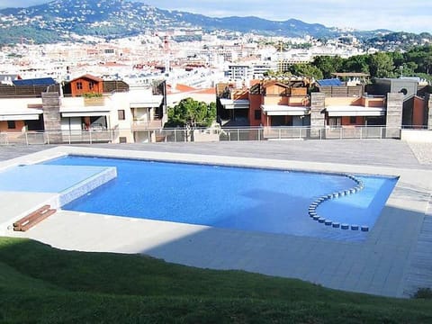 Neighbourhood, City view, Mountain view, Pool view, Swimming pool
