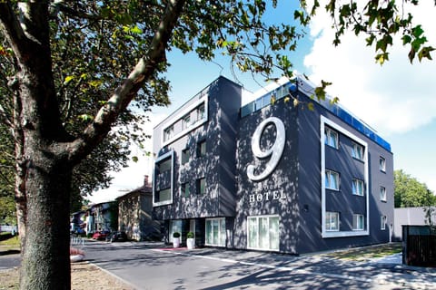 Facade/entrance, Day