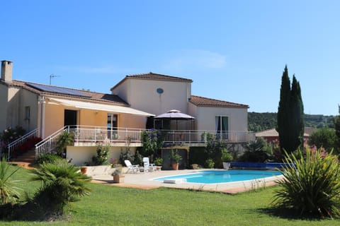 Property building, Facade/entrance, Garden, Swimming pool
