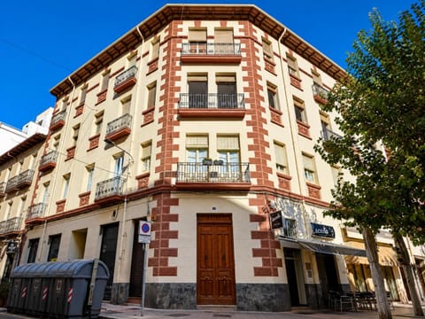 Property building, Day