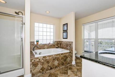 Latitude Adjustment 300 VDL House in Pensacola Beach