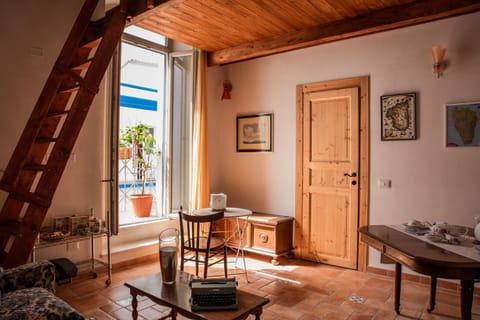 Bobo's House Calasetta Bed and Breakfast in Calasetta