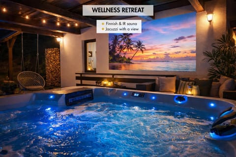 Communal lounge/ TV room, Night, Natural landscape, Hot Tub, Evening entertainment, Text overlay, Pool view, Swimming pool