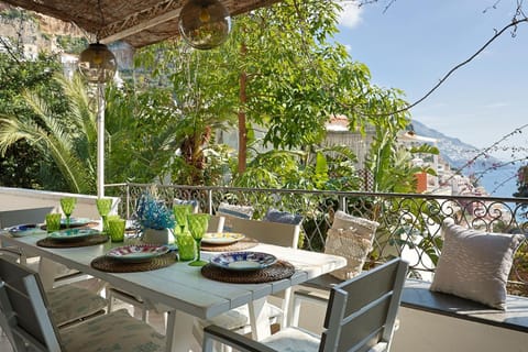Patio, Natural landscape, Balcony/Terrace, Dining area, Garden view, Sea view