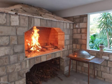 BBQ facilities, Inner courtyard view