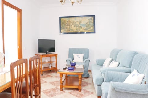 TV and multimedia, Living room, Dining area