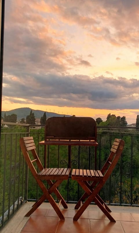 Natural landscape, View (from property/room), Balcony/Terrace, Balcony/Terrace, Sunset