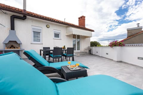 Property building, Balcony/Terrace