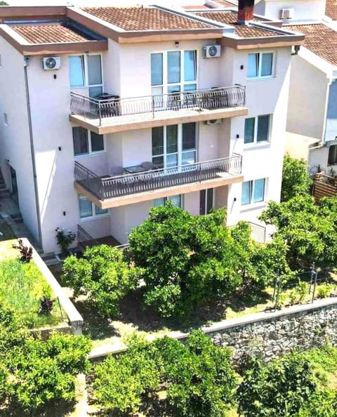 Kasneci Apartments Bed and Breakfast in Ulcinj Municipality