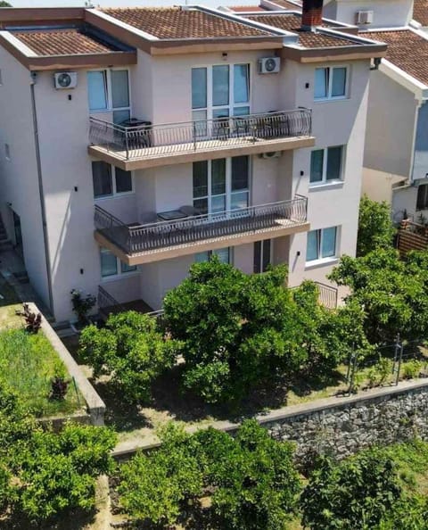 Kasneci Apartments Bed and Breakfast in Ulcinj Municipality