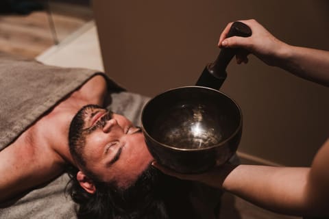 Massage, Spa and wellness centre/facilities