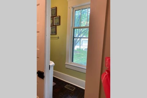 Mill Cottage House in Tupelo