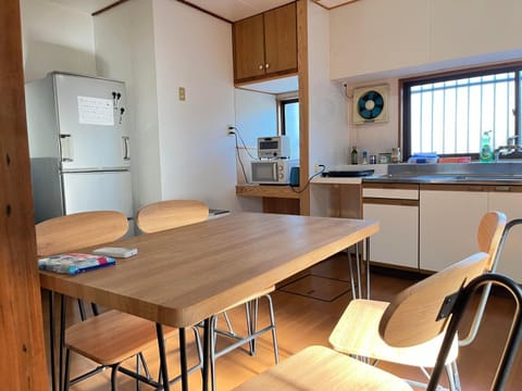 Communal lounge/ TV room, Communal kitchen