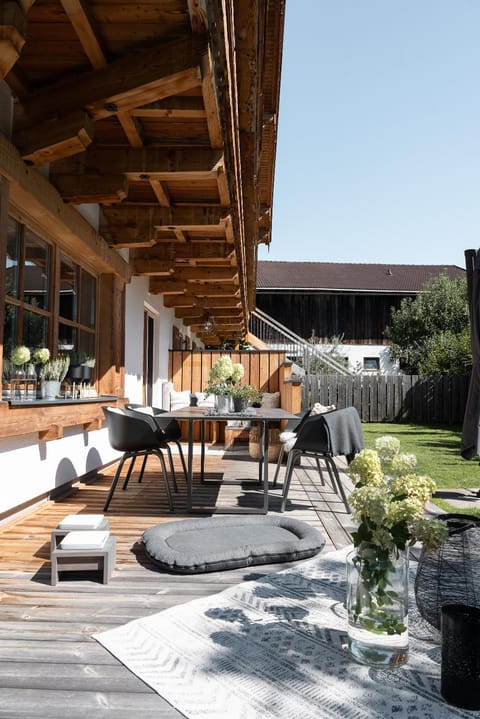 Garden, Balcony/Terrace