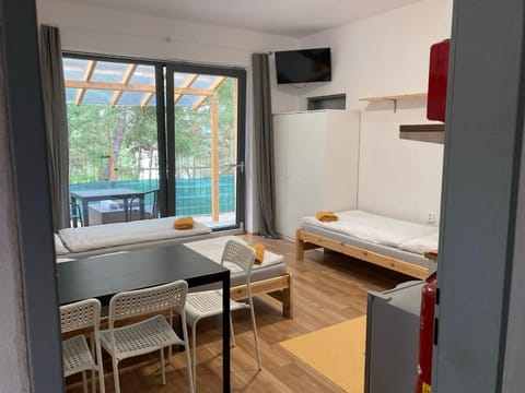 Bed, Photo of the whole room, Seating area