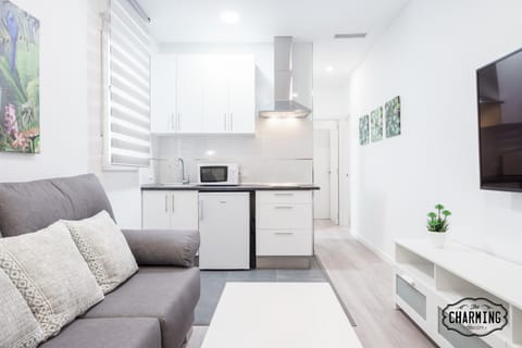 Kitchen or kitchenette, Living room
