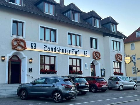 Property building, Day, Location, Parking