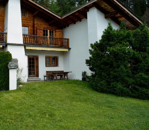 Property building, Garden, Garden view