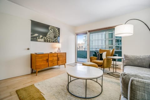 Downtown Dream Apartment in Pike Place Market
