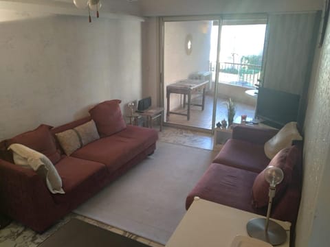 GOLFE JUAN 3P MER PARKING Apartment in Antibes