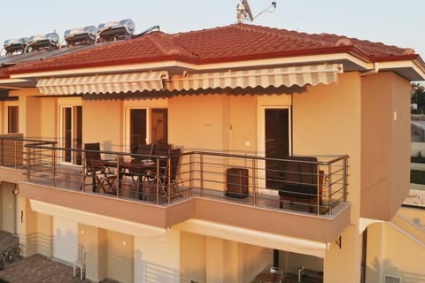 Orange Apartment Apartment in Nikiti