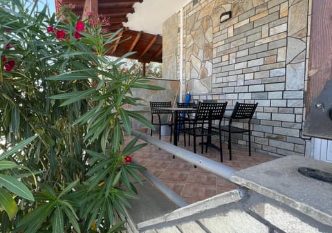 Villa Kostas Accommodations - Nea Vrasna Apartment in Decentralized Administration of Macedonia and Thrace
