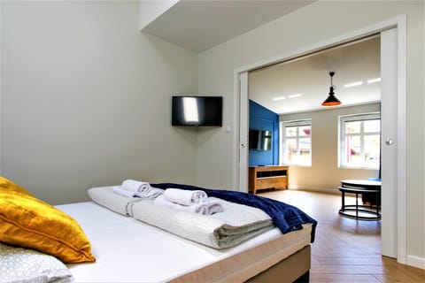 Bed, TV and multimedia