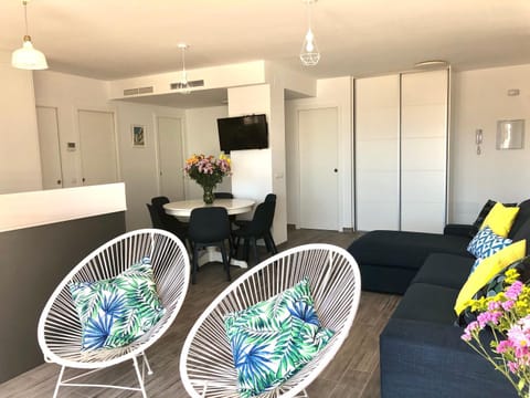 Lounge or bar
