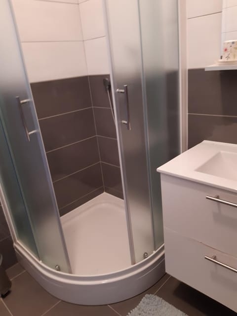 Apartman Barbir Bed and Breakfast in Šibenik-Knin County, Croatia