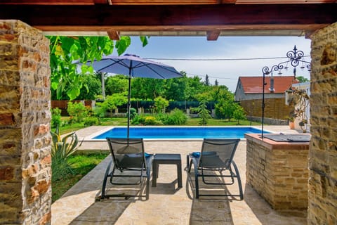 Sunny house House in Šibenik-Knin County, Croatia