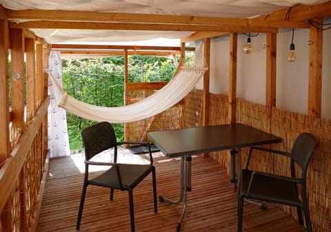 Balcony/Terrace, Balcony/Terrace, Seating area, Dining area
