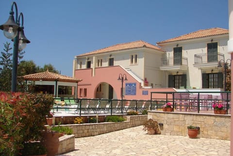 Georges Estates Hotel Hotel in Stoupa