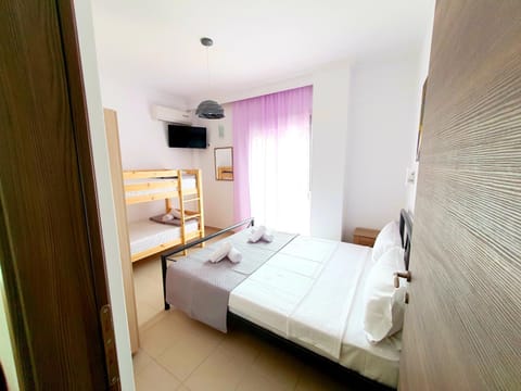 De lux N2 30m from sea Apartment in Halkidiki