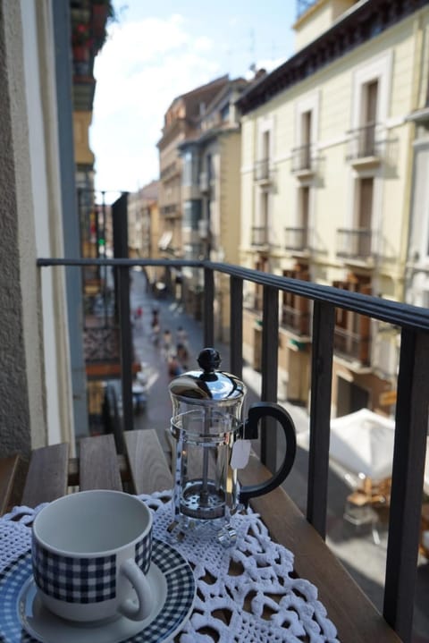 Balcony/Terrace, City view, Street view