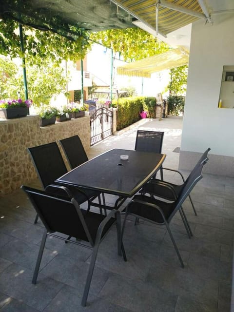 Patio, Balcony/Terrace