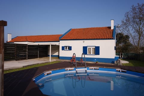 Property building, Pool view, Swimming pool, Swimming pool