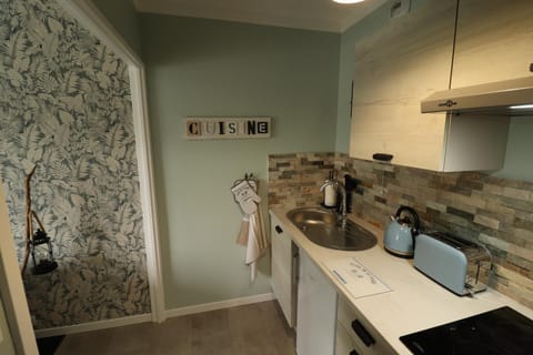 Les Platanes Apartment in Saint-Lô