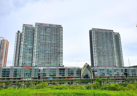 Property building, Day