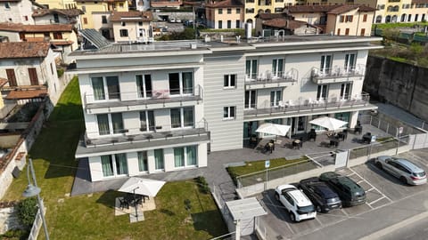 Property building, Bird's eye view