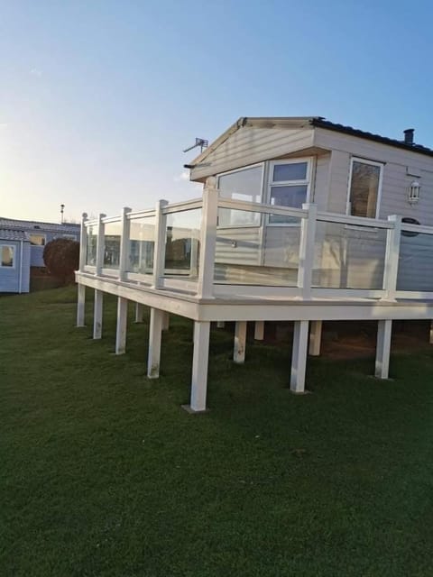 Haven Devon Cliffs Caravan Apartment in Exmouth