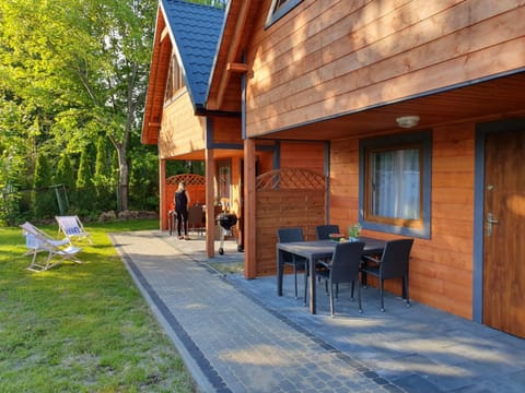 Patio, Facade/entrance