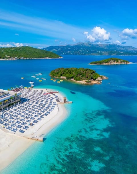 Day, Natural landscape, Beach