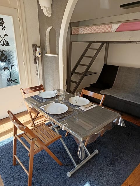 Charmant studio climatisé centre Villefranche sur mer Apartment in Villefranche-sur-Mer