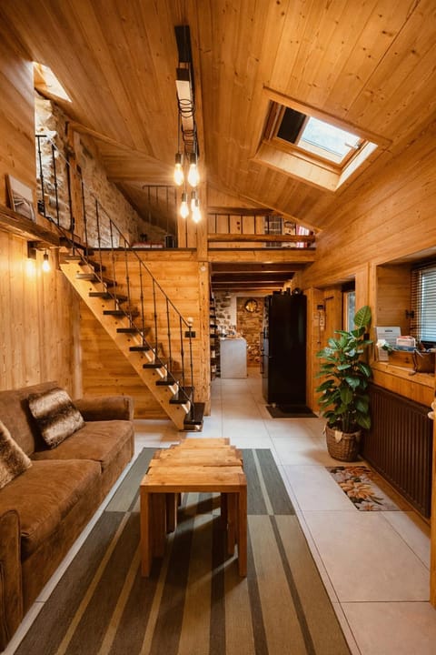 Communal lounge/ TV room, Living room, Seating area